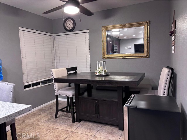 Detail Gallery Image 11 of 35 For 560 Coudures, Perris,  CA 92571 - 3 Beds | 2 Baths