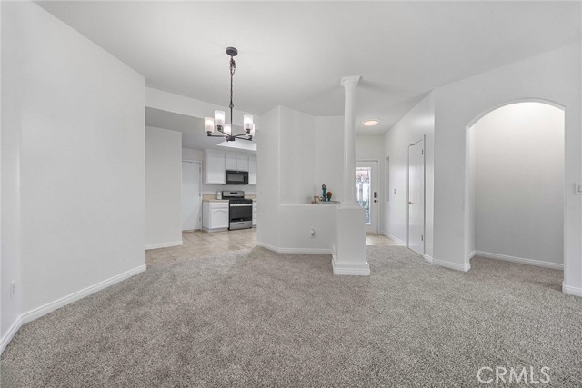 Detail Gallery Image 8 of 27 For 9803 Manhattan, Bakersfield,  CA 93312 - 3 Beds | 2 Baths