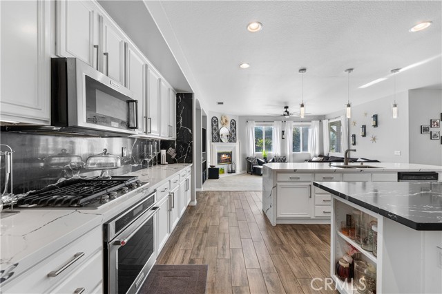 Detail Gallery Image 29 of 75 For 40637 Pinina Ct, Palmdale,  CA 93551 - 5 Beds | 4 Baths