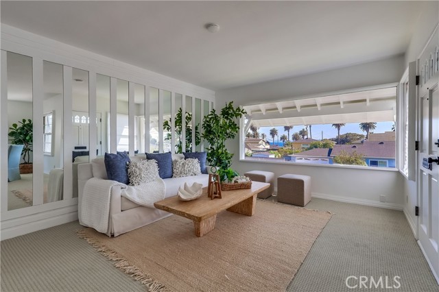 Detail Gallery Image 5 of 62 For 976 W 37th St, San Pedro,  CA 90731 - 4 Beds | 3 Baths