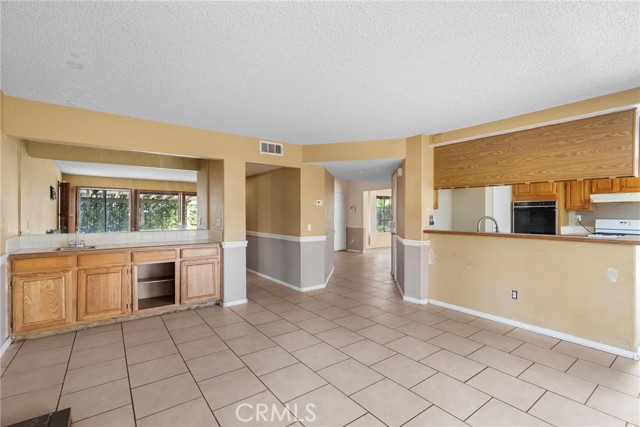 Detail Gallery Image 12 of 36 For 13083 Pepperbush Dr, Moreno Valley,  CA 92553 - 4 Beds | 2/1 Baths