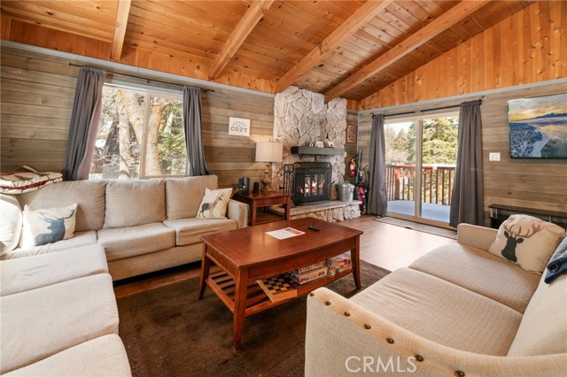 Detail Gallery Image 20 of 32 For 43339 Deer Canyon Rd, Big Bear Lake,  CA 92315 - 2 Beds | 2 Baths