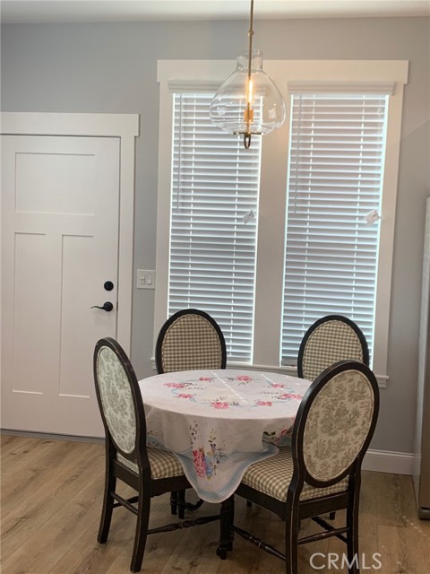 Detail Gallery Image 4 of 24 For 259 Sonora St #2,  Redlands,  CA 92373 - 2 Beds | 2 Baths