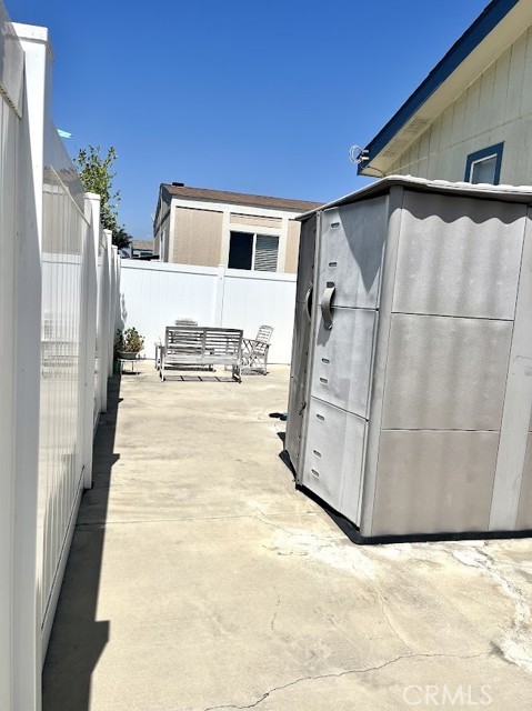 9080 Bloomfield Avenue, Cypress CA: https://media.crmls.org/medias/19aeba87-a5f2-48dc-9b1a-01cf2985209a.jpg