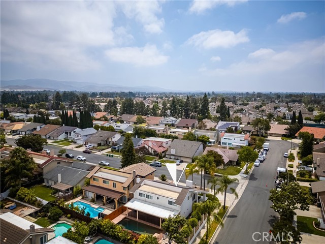 Detail Gallery Image 50 of 57 For 13841 Typee Way, Irvine,  CA 92620 - 4 Beds | 3 Baths