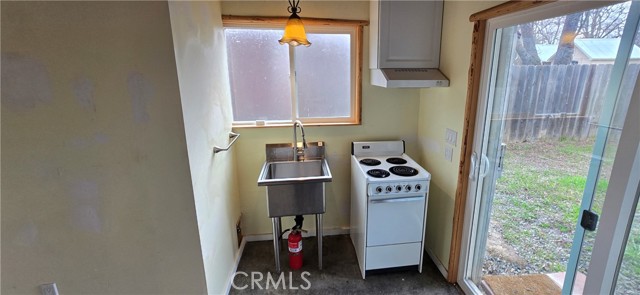 Detail Gallery Image 10 of 17 For 9695 Main St, Upper Lake,  CA 95485 - 0 Beds | 1 Baths