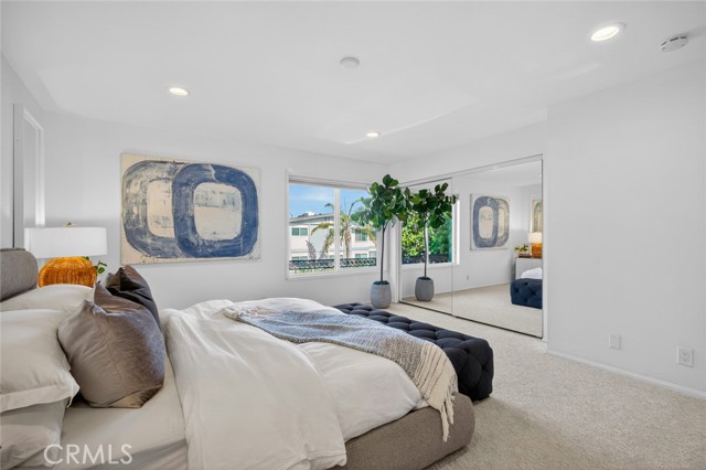 Detail Gallery Image 21 of 33 For 1074 Buckingham, Newport Beach,  CA 92660 - 2 Beds | 2/1 Baths