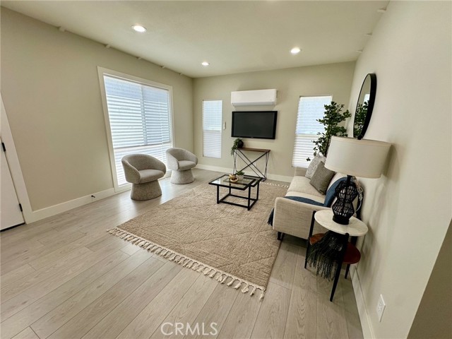 Detail Gallery Image 3 of 12 For 2209 W Glendon Way, Alhambra,  CA 91803 - 2 Beds | 1 Baths