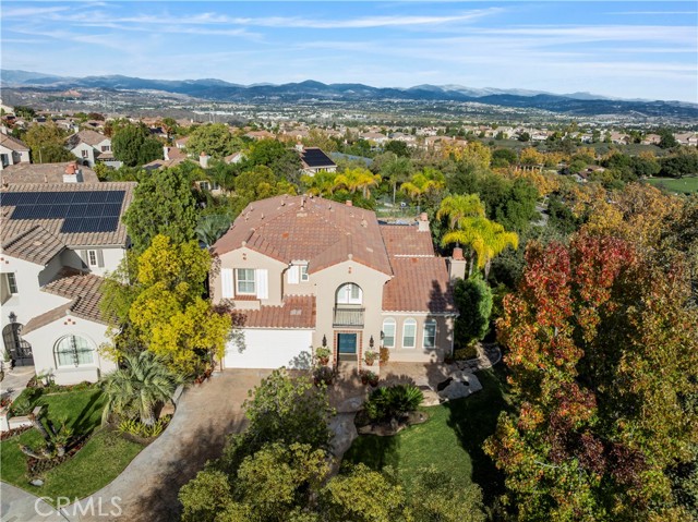 Detail Gallery Image 2 of 50 For 26101 Knoll Ct, Valencia,  CA 91381 - 5 Beds | 3/1 Baths