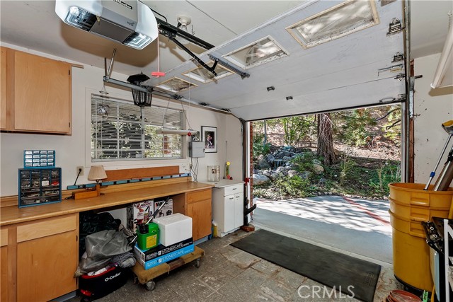 Detail Gallery Image 22 of 54 For 30184 Skyline Dr, Running Springs,  CA 92382 - 3 Beds | 2/1 Baths