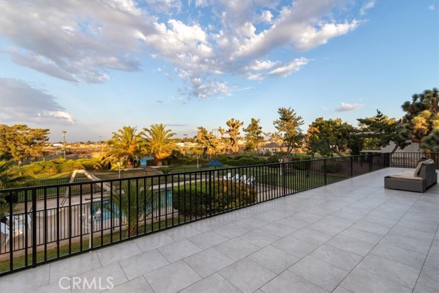 42722 20th W Street, Lancaster CA: https://media.crmls.org/medias/19b4c814-cb1c-4054-a85e-6b38dd91b26f.jpg