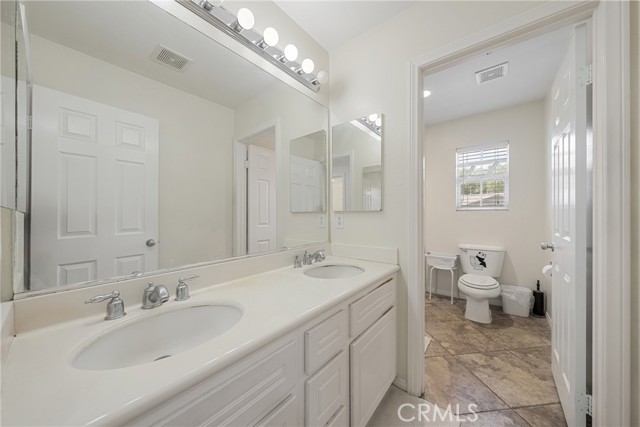Detail Gallery Image 27 of 39 For 25418 Singleleaf St, Corona,  CA 92883 - 5 Beds | 3/1 Baths
