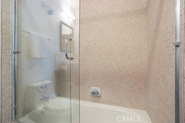 Detail Gallery Image 29 of 32 For 655 S Hope St #1508,  Los Angeles,  CA 90017 - 1 Beds | 1 Baths