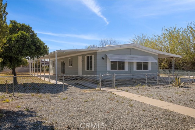 Detail Gallery Image 6 of 16 For 24897 Barnett Dr, Hemet,  CA 92544 - 3 Beds | 2 Baths