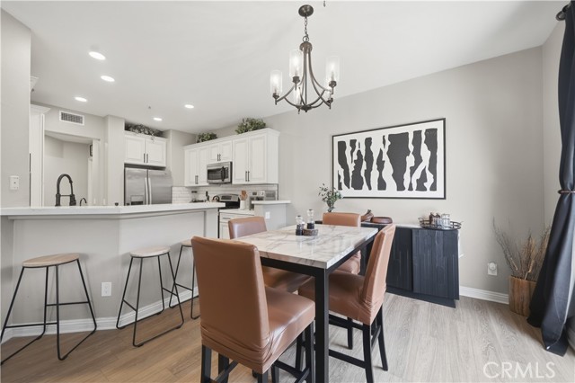 Detail Gallery Image 19 of 56 For 39738 Columbia Union #B,  Murrieta,  CA 92563 - 4 Beds | 2/1 Baths