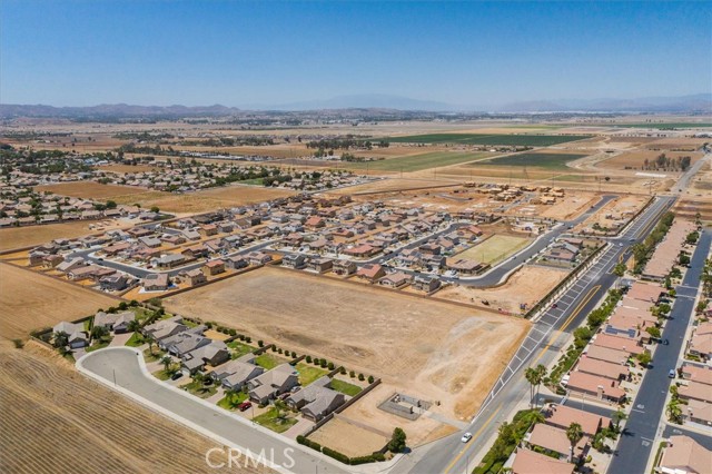 1246 Barnett, Menifee CA: https://media.crmls.org/medias/19b7c19e-d17a-48d4-bb7f-b4211821df4e.jpg