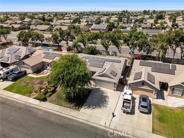 12200 Verdelho Avenue, Bakersfield CA: https://media.crmls.org/medias/19b9794e-7f3b-44a5-a1a7-7ff352ff9205.jpg
