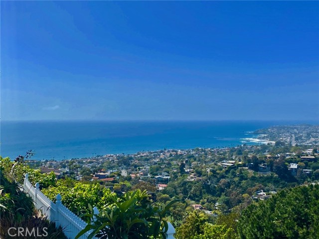 950 Summit Dr, Laguna Beach, CA 92651