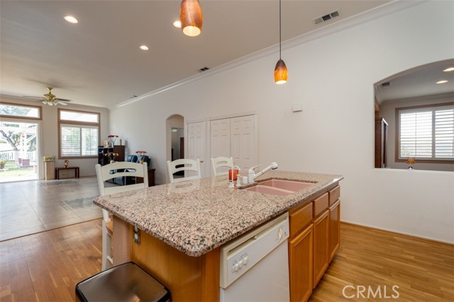 Detail Gallery Image 16 of 48 For 960 Hemingway Dr, Corona,  CA 92878 - 3 Beds | 2 Baths