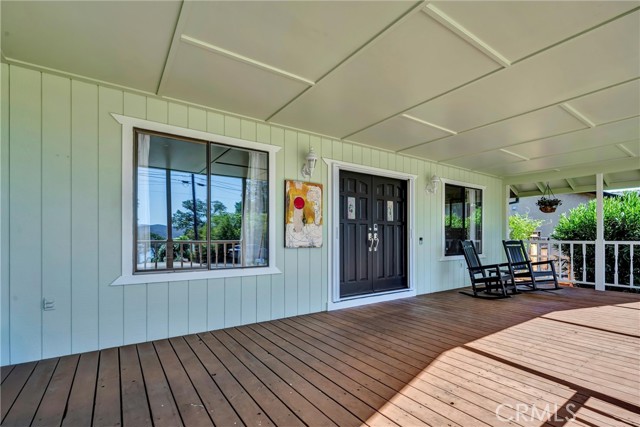 18682 North Shore Drive, Hidden Valley Lake CA: https://media.crmls.org/medias/19ba79ef-c1fe-42f8-8993-e0566b4375bf.jpg