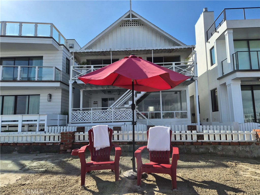 415 E Edgewater Avenue