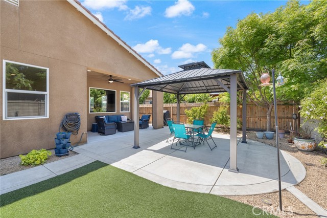 3771 Wrenwood Avenue, Clovis CA: https://media.crmls.org/medias/19baf5b3-6a54-417d-947c-019904e269cc.jpg