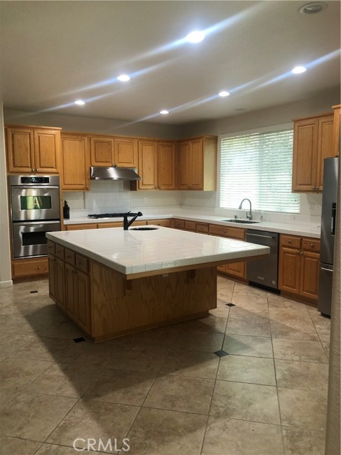 Detail Gallery Image 22 of 35 For 14510 Spyglass Cir, Chowchilla,  CA 93610 - 5 Beds | 3/1 Baths
