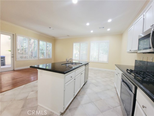 Detail Gallery Image 5 of 25 For 19 Belvedere, Aliso Viejo,  CA 92656 - 3 Beds | 2/1 Baths