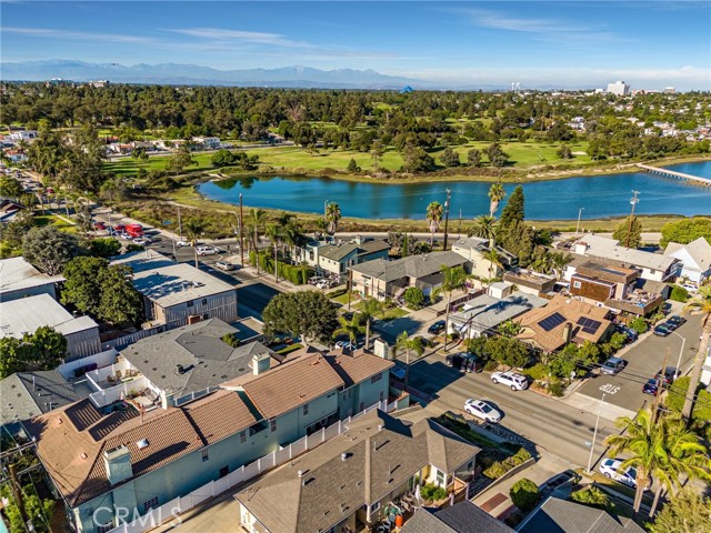 Detail Gallery Image 36 of 39 For 383 Park Ave, Long Beach,  CA 90814 - 3 Beds | 3 Baths