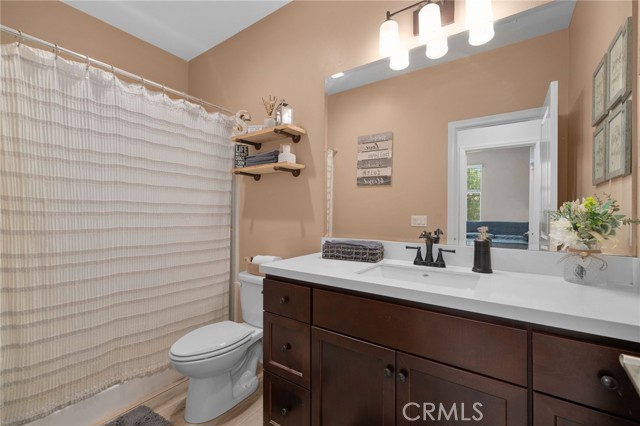 24206 Dandelion Court, Lake Elsinore CA: https://media.crmls.org/medias/19be945d-0cfb-4b6c-84f0-6e6be6650829.jpg