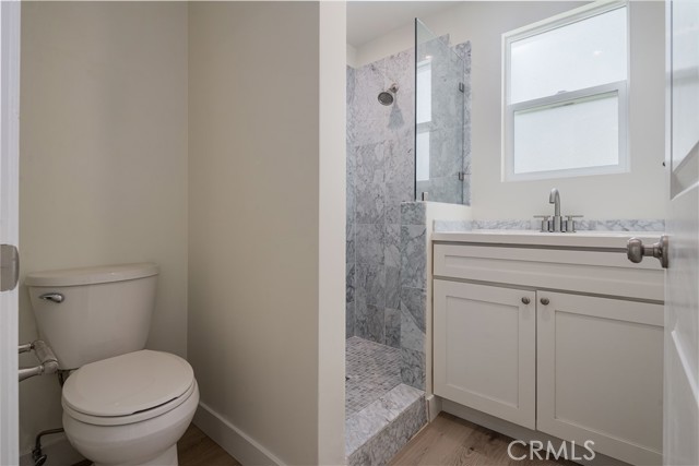 1273 S Sycamore Avenue, Los Angeles CA: https://media.crmls.org/medias/19befe91-0c1f-45f3-94d7-5c3591dceec5.jpg