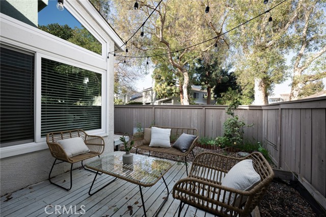 Detail Gallery Image 21 of 21 For 390 Deerfield, Irvine,  CA 92606 - 2 Beds | 1/1 Baths