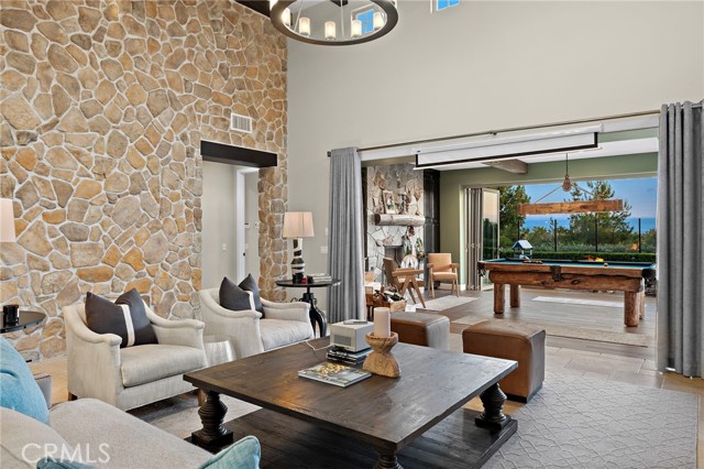 137 Sunset, Irvine CA: https://media.crmls.org/medias/19bfec15-6b86-4e4f-8003-c7a17e20024b.jpg