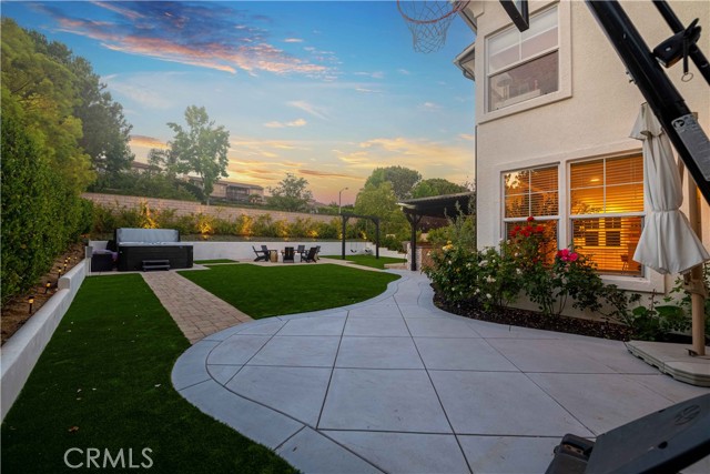 231 Knoll Ridge Road, Simi Valley CA: https://media.crmls.org/medias/19c0572b-5cfe-45ca-9c6b-074362a805dd.jpg