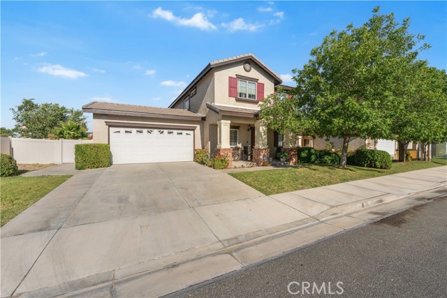 37032 Sabal Avenue, Palmdale CA: https://media.crmls.org/medias/19c08bf4-babe-43a0-a24e-96beced4b19a.jpg