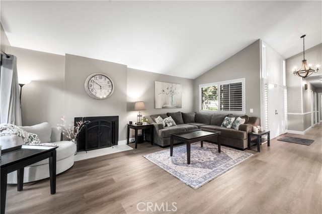 1137 Mountain Gate Road, Upland CA: https://media.crmls.org/medias/19c0d94c-2352-45fe-b088-9fe9966c1df8.jpg
