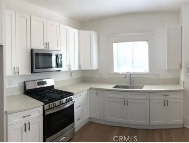 2626 5th Street, Riverside CA: https://media.crmls.org/medias/19c13345-49b4-40c0-bcd3-95673ba8246d.jpg