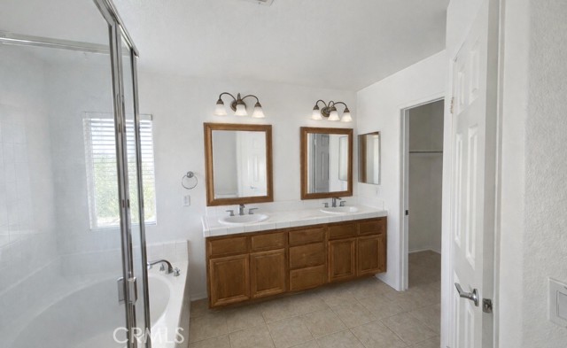 Detail Gallery Image 19 of 26 For 1439 Jewelstone, Hemet,  CA 92545 - 4 Beds | 3 Baths