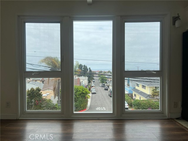25081 La Cresta Drive, Dana Point CA: https://media.crmls.org/medias/19c1ffd3-eb66-44e5-b0f7-449fe482384d.jpg
