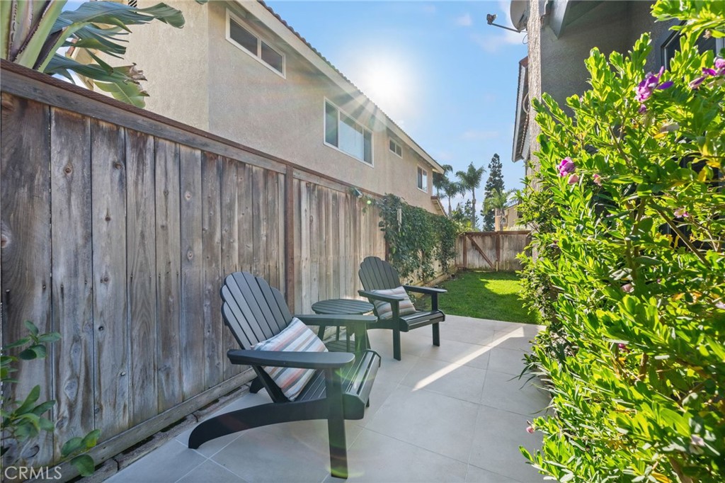 MLS #OC25069407 img 3