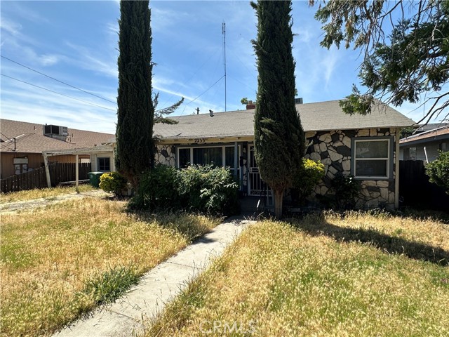 Detail Gallery Image 1 of 20 For 2233 Marguerite St, Dos Palos,  CA 93620 - 2 Beds | 1 Baths