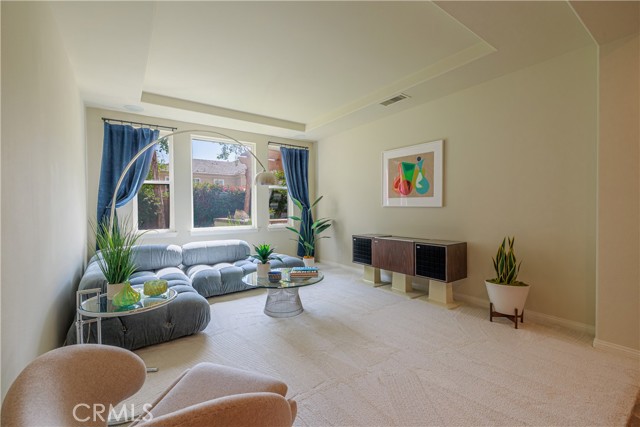 Detail Gallery Image 7 of 75 For 22 Modesto, Irvine,  CA 92602 - 6 Beds | 3 Baths