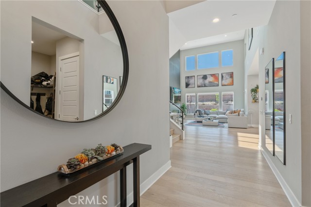 Detail Gallery Image 3 of 30 For 20531 W Overlook Ct, Porter Ranch,  CA 91326 - 5 Beds | 4/1 Baths