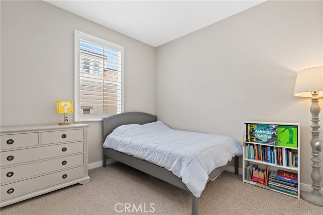 649 W Foothill Boulevard, Glendora CA: https://media.crmls.org/medias/19c4f28d-bf9b-4ff3-80b0-c30cf1bdd81c.jpg