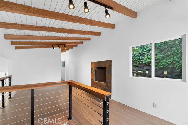 Detail Gallery Image 19 of 40 For 6324 Grape, Los Angeles,  CA 90068 - 4 Beds | 2 Baths