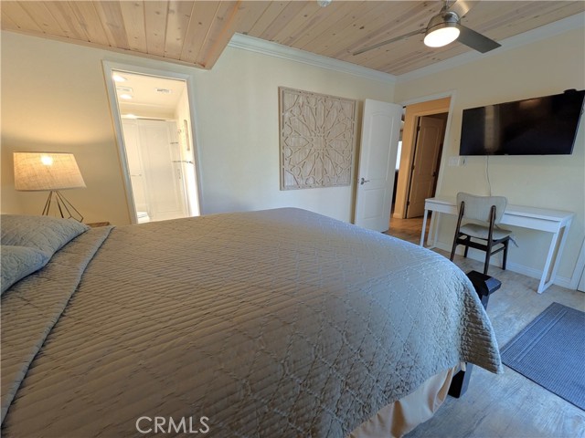 693 Knight Avenue, Big Bear Lake CA: https://media.crmls.org/medias/19c59aa1-bd3a-455e-935d-b0ade247b224.jpg