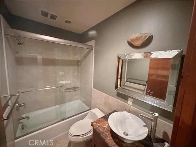 5077 Schumacher Road, Calabasas CA: https://media.crmls.org/medias/19c5a4e7-82e0-4fd3-a5d6-0e17d25a0933.jpg