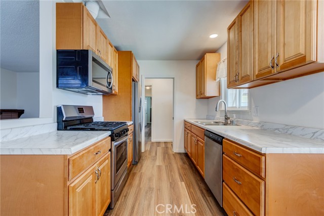 Detail Gallery Image 11 of 39 For 5561 Edita Ave, Westminster,  CA 92683 - 3 Beds | 2 Baths