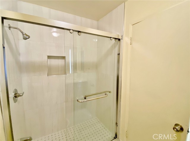 Detail Gallery Image 13 of 21 For 145 S California St #E,  San Gabriel,  CA 91776 - 2 Beds | 2 Baths