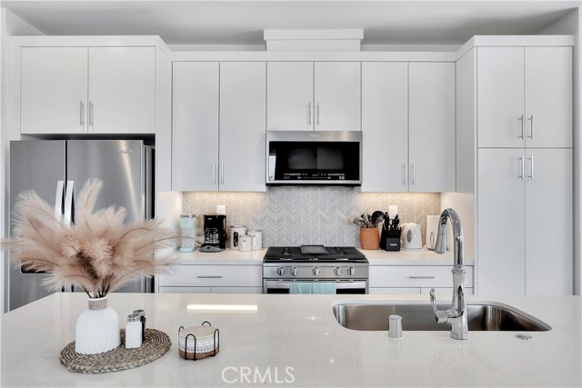 Detail Gallery Image 13 of 22 For 1531 W Bushell, Anaheim,  CA 92805 - 3 Beds | 2/1 Baths